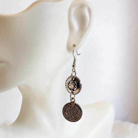 NWT Silver Coin Statement Necklace & Earrings Set with Turquoise Accent - Picture 7 of 14